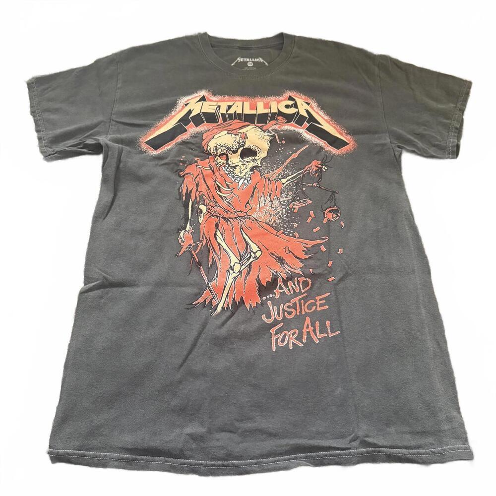 Metallica And Justice For All Skull Graphic Gray Band Tee SM